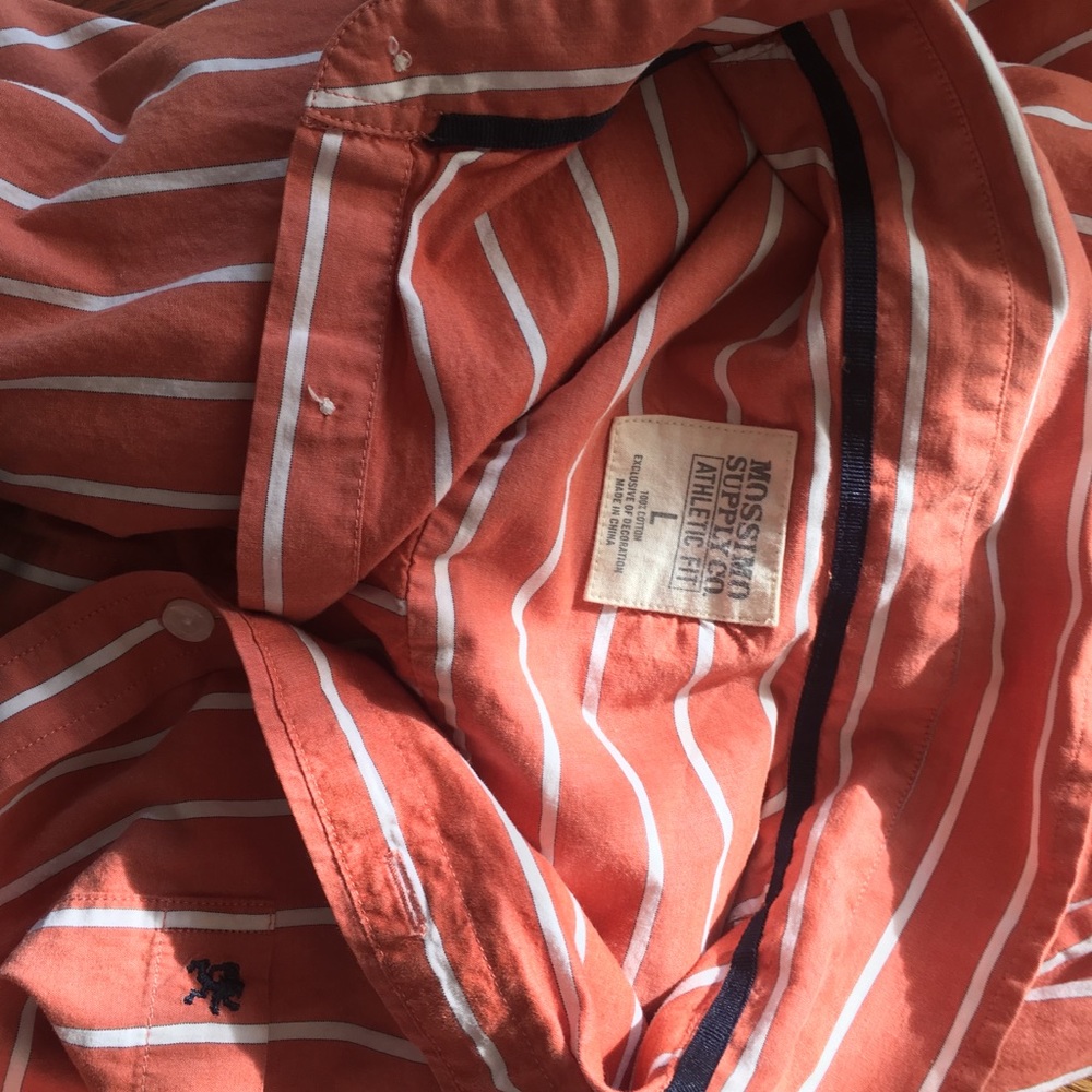 Men’s Button Up - Picture 3 of 3